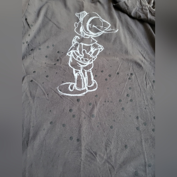 Uniqlo Disney Reflective Pinocchio Tee size S - Picture 4 of 6
